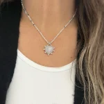 Collar artesanal ligero y elegante con corazón de cuarzo natural y piedras lunas plata 950 Chile