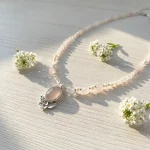 Collar Ana Inés cuarzo rosa y perlas naturales