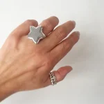 Anillo de plata 950 con ágata natural en forma de estrella cristalizada artesanal Chile Pilar Segura
