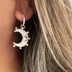 Aros Ciclos de Luz hechos a mano en plata 950 con luna creciente y cristal Swarovski certificado Chile