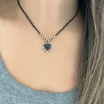 Colgante artesanal corazón con turmalina negra en plata 950 y collar hilado a mano Chile