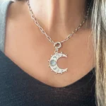Colgante luna de plata