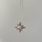 Collar de plata 950 con estrella martillada y cristal Swarovski iridiscente hecho a mano Chile Pilar Segura